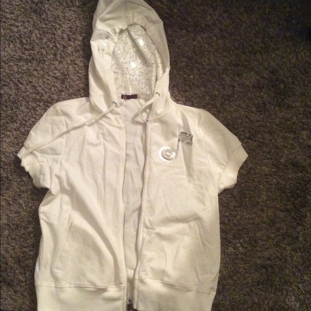 🎈 PRICE DROP 🎈  NWOT Junior’s White Jacket